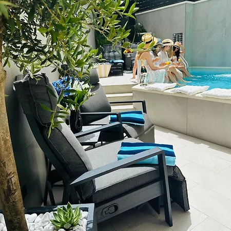 One B With Heated Private Pool Apartment Dubrovnik